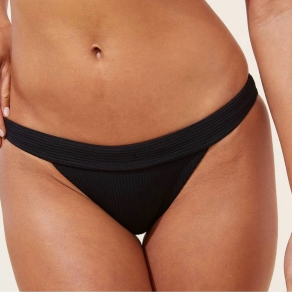 ANDIE The Banded Cheeky Rib swim bottom.‎ Black. NWT